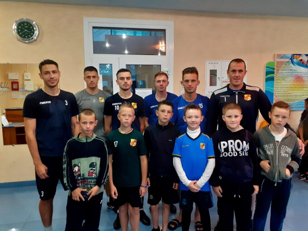 Игроки ФК «Городея» провели мастер-класс для  юных футболистов