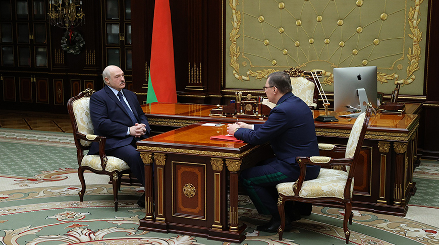 Лукашэнка: год будзе няпростым  для Беларусі, і трэба, што б там ні было,  захаваць свой суверэнітэт
