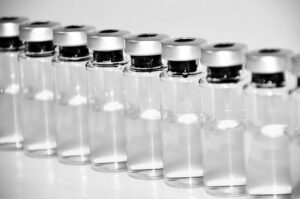 Глава ВОЗ призвал увеличить производство вакцины от COVID-19 в мире
