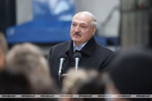 «Не загубить стратегическое направление экономики» — что Лукашенко ждет от работы кожевенного завода в Гатово