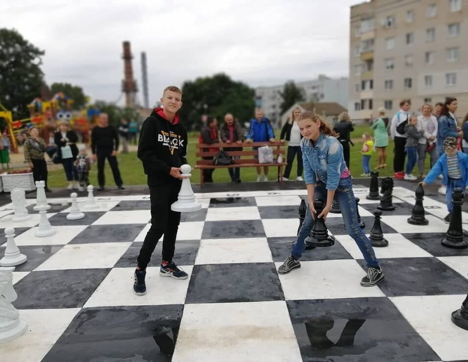 В День Независимости в Несвиже состоялось открытие новой детской площадки (дополнено)