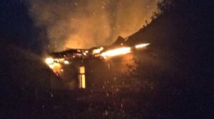 В деревне Погорельцы Несвижского района на пожаре в своем доме погиб 52-летний мужчина
