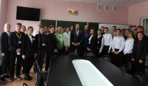 С рабочим визитом Несвиж посетил начальник главного управления физической культуры, спорта и туризма облисполкома Евгений Булойчик