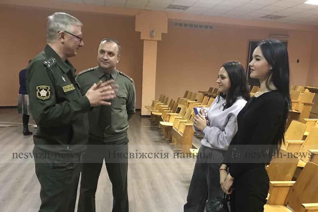 Юные несвижане встретились с представителем Военной академии Республики Беларусь