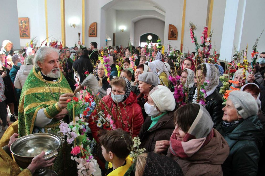 Фоторепортаж Светланы Польской с празднования Вербного воскресенья в Несвиже