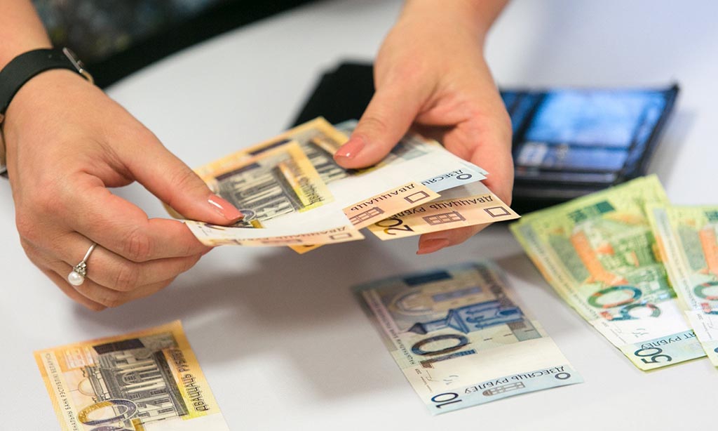 КГК Минской области изучено 62 материала, содержащих сведения о нарушениях сроков выплаты заработной платы