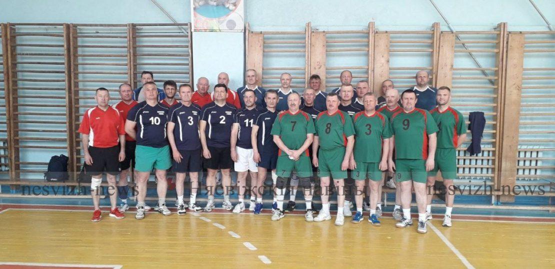 С 30 апреля по 2 мая в Клецке проходил Кубок Минской области по волейболу среди ветеранов старше 45 лет