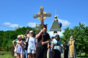 100 участников из всех областей Беларуси приняли участие в очередной смене православного лагеря «Святая Русь».
