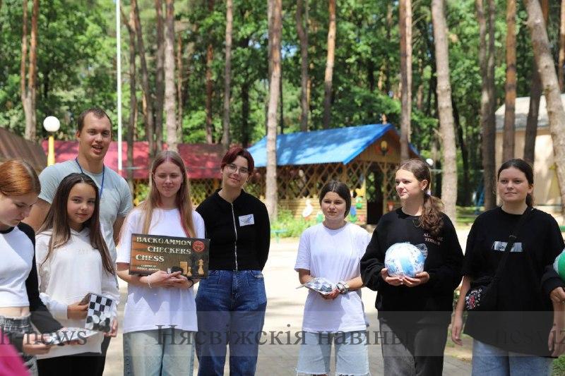 Сенатор Елена Журавлева посетила оздоровительные лагеря "Орленок" и "Эрудит"