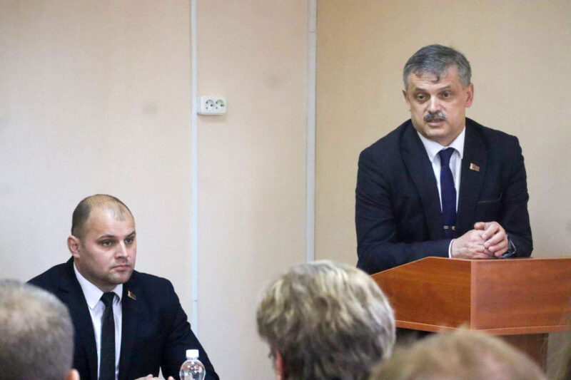 Министр спорта и туризма Республики Беларусь Сергей Ковальчук посетил Несвижский район