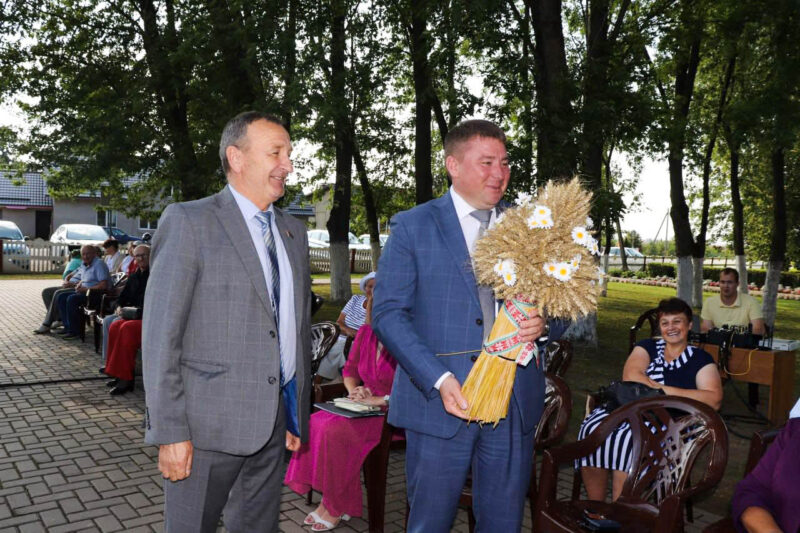 Колькі важыць дажыначны каравай ААТ “Грыцкевічы”?
