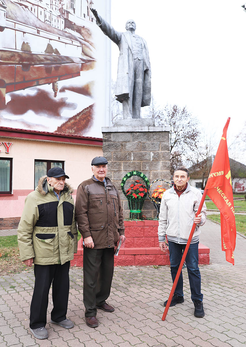 7 лістапада — Дзень Кастрычніцкай рэвалюцыі!