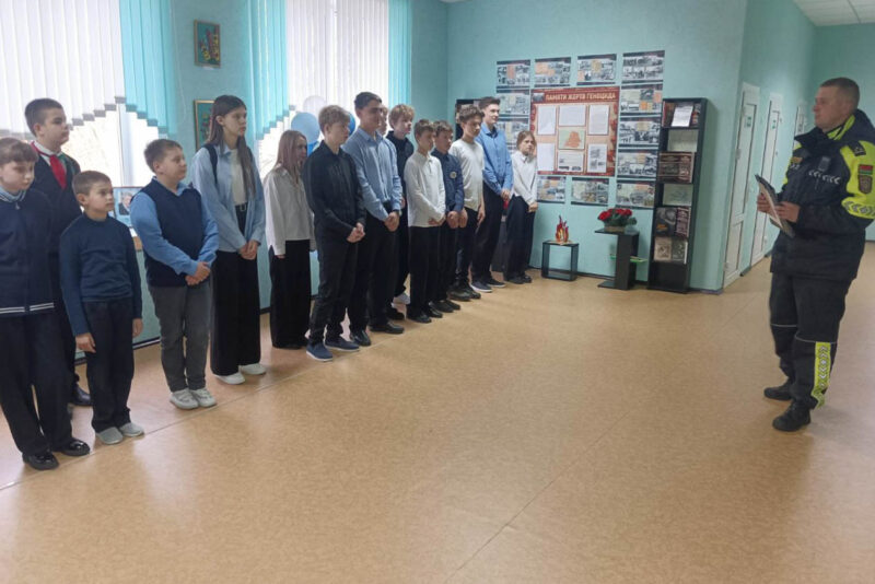 Осенние каникулы без происшествий: ОГАИ Несвижского РОВД напоминает о безопасности на дорогах