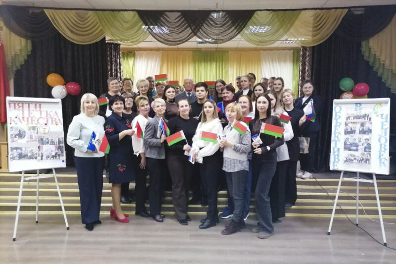 Молодость, опыт и дух преемственности: состоялся интеллектуальный квиз «Вместе к будущему!»