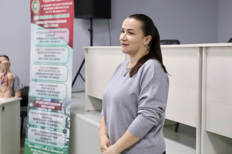 Профориентационная встреча для учащихся школ с представителями Слуцкого медколледжа прошла в Несвижской ЦРБ