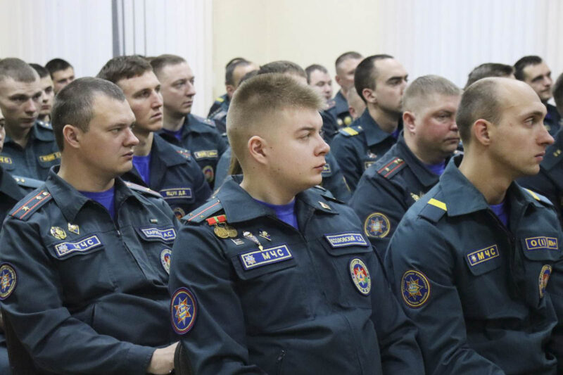 Единый день информирования прошёл в Несвижском гарнизоне с участием работника Министерства