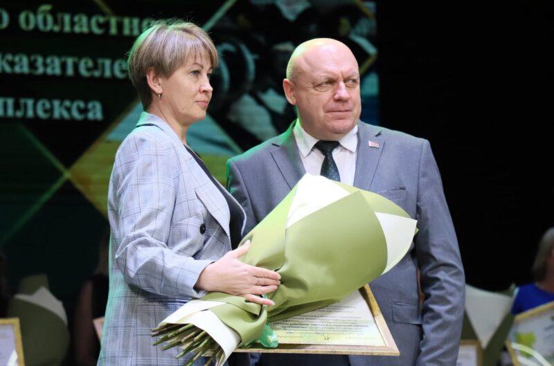 280 аграриев наградили в Марьиной Горке