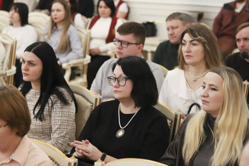 Председатель Несвижского райисполкома Андрей Ратомский встретился с трудовым коллективом музея-заповедника «Несвиж»