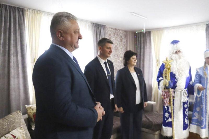 В рамках республиканской акции «Наши дети» поздравления принимала приемная семья из агрогородка Островки
