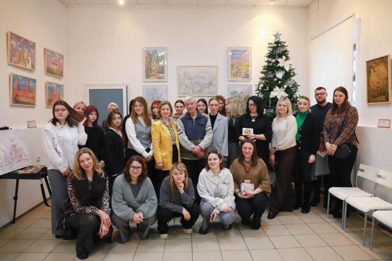 В музее-заповеднике «Несвиж» прошла встреча художника-педагога Виктора Данилова с учащимися колледжа