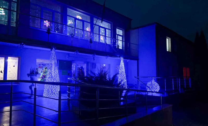 Сияющая красота: победители смотра-конкурса на лучшее новогоднее оформление