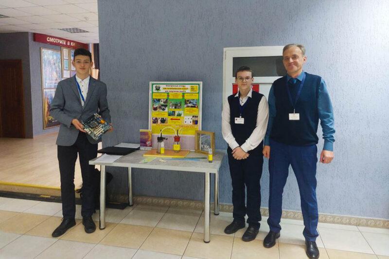 Золото из отходов и цифровые уроки: юные таланты Несвижчины покоряют «100 идей для Беларуси»