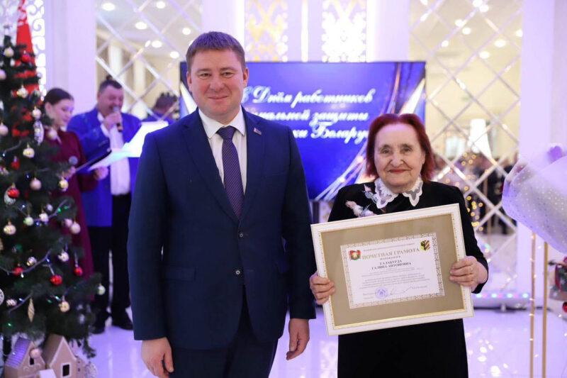 Праздник милосердия: в Несвиже чествовали работников социальной защиты