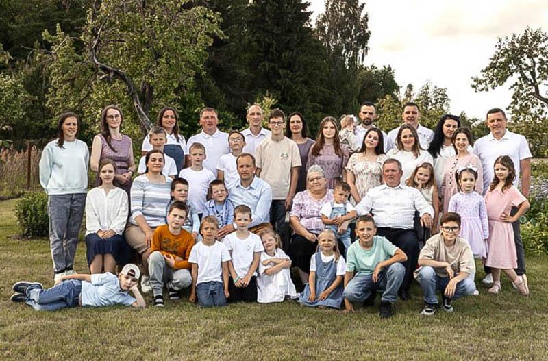 Моя семья — мое богатство. О многодетной маме Анне Олехнович