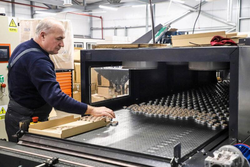 ООО «ДЕКОФЛЕКС». Лидер белорусского производства неугасимых лампад и декоративных свечей