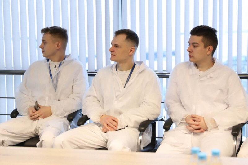 Министр образования Андрей Иванец встретился с трудовым коллективом ООО «Несвижский завод детского питания»