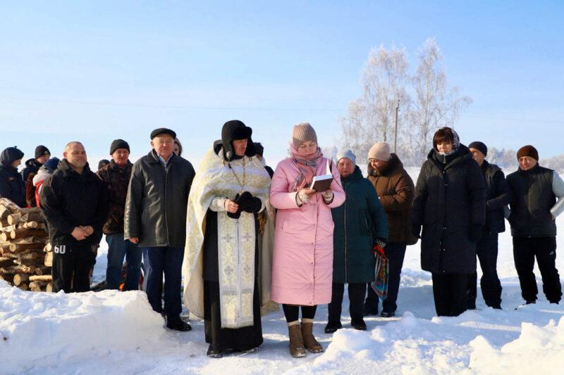 В деревне Качановичи прошли традиционные омовения в Крещенской купели