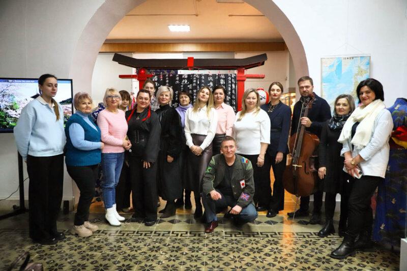 Не только суши, каратэ и кимоно. Выставка «Другая Япония» открылась в Несвижском историко-краеведческом музее