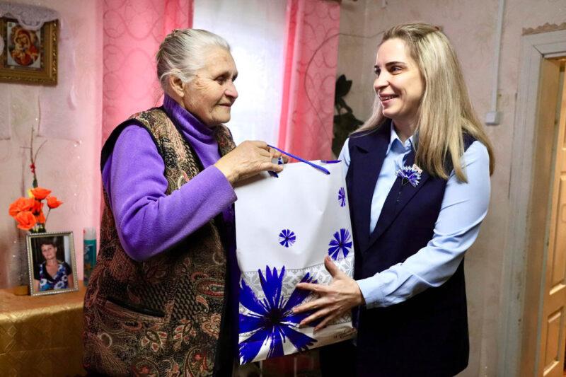 Председатель первичной организации БСЖ УВД Миноблисполкома посетила одиноко проживающих женщин нашего района