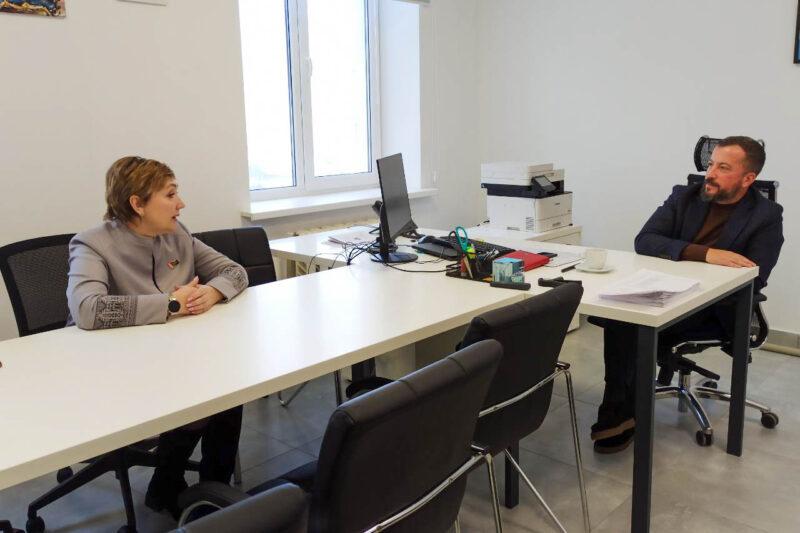 Елена Клишевич встретилась с коллективом ООО «Далиомфарма» и его генеральным директором