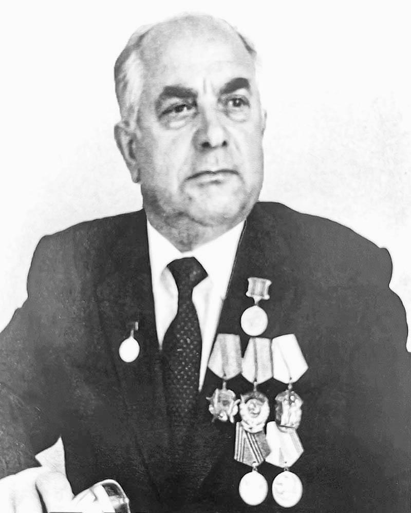 Чалавек шырокага кругагляду: да 100-годдзя Ганаровага грамадзяніна горада Нясвіжа Рыгора Міхайлавіча Лазара