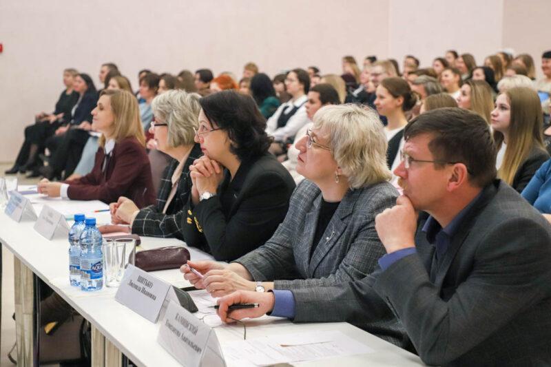 В суперфинале районного этапа конкурса «Учитель года Республики Беларусь» определён учитель года Несвижчины
