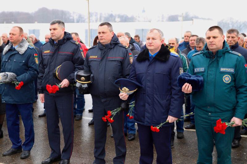 Память сквозь годы: в Несвиже прошёл митинг, посвященный 37-й годовщине вывода советских войск из Афганистана