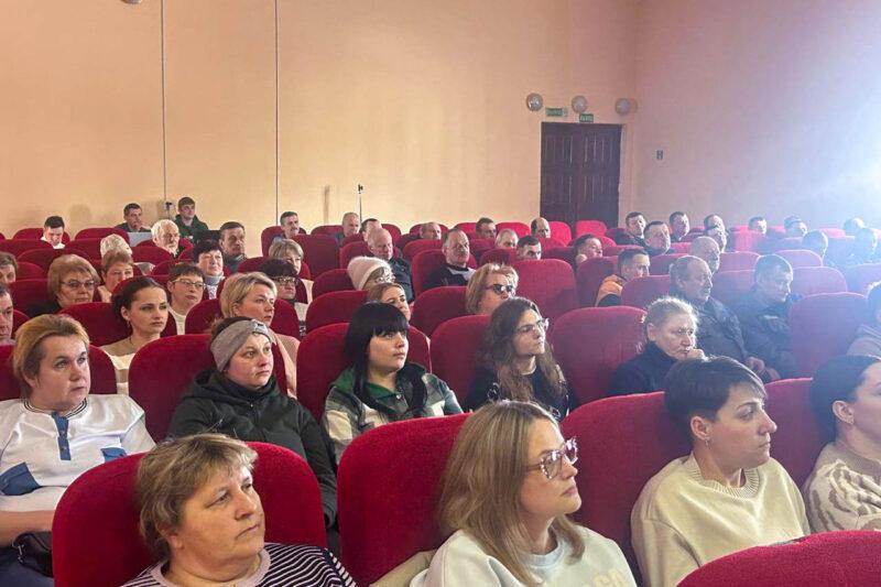 Андрей Ратомский рамках Единого дня информирования встретился с трудовым коллективом ОАО «Грицкевичи»