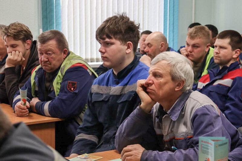 Начальник Несвижского райотдела по ЧС встретился с трудовым коллективом Несвижского РЭС
