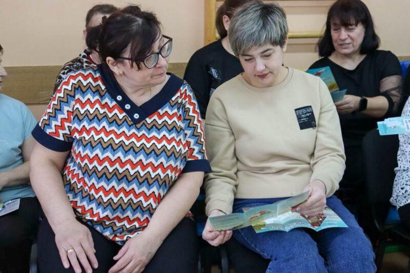 Безопасность начинается с каждого из нас: встреча трудового коллекстива ГУО «Сновский детский сад» с представителем РОЧС