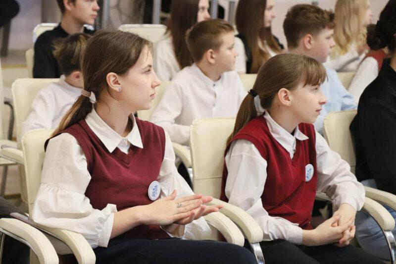 Диалоговая площадка «Память, которой не будет забвенья…» на базе Центра детского творчества Несвижского района