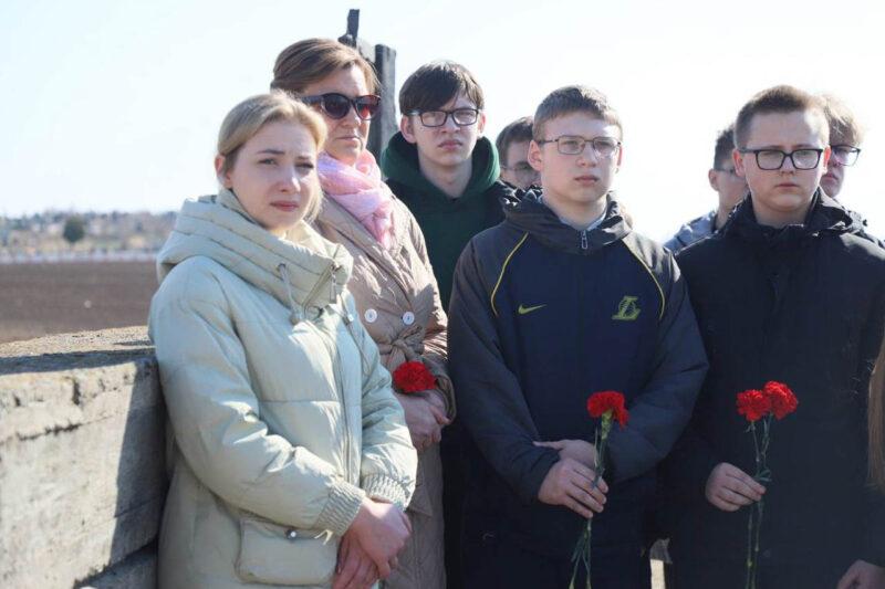 Митинг-реквием, приуроченный ко Дню памяти жертв Хатыни, состоялся у мемориала жертвам Городейского гетто