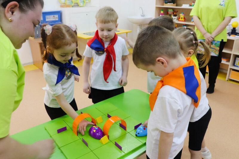 Праздник творчества и дружбы: ежегодный районный лего-фестиваль прошёл в детском саде №1 г. Несвижа