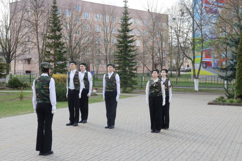 В Несвижском районе определили сильнейших юных спасателей-пожарных