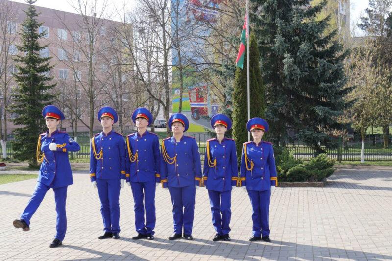 В Несвижском районе определили сильнейших юных спасателей-пожарных