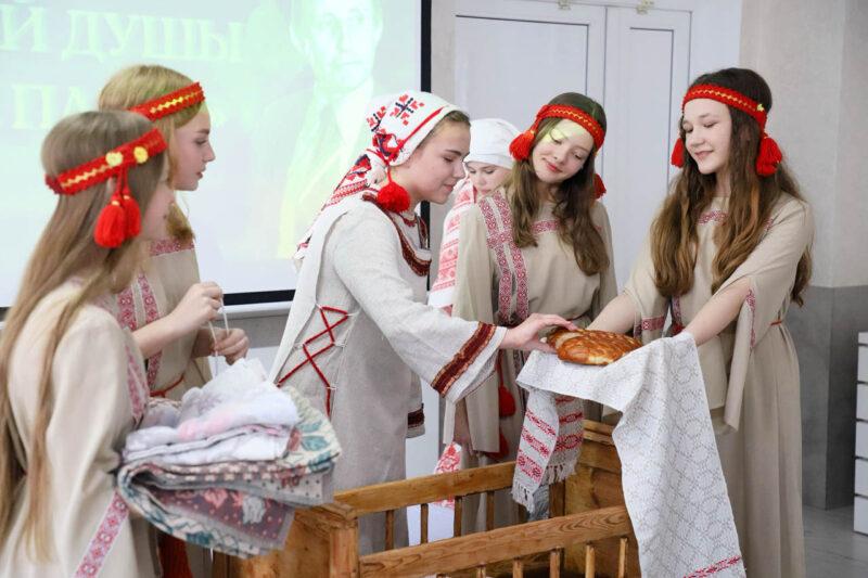 У Нясвіжскай цэнтральнай раённай бібліятэцы адбыўся Х фестываль паэзіі “Голасам свайго пакалення”