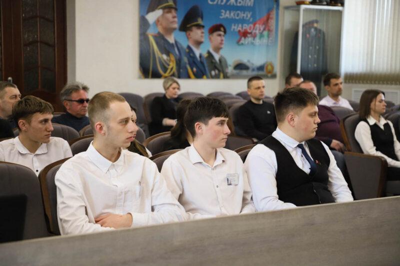 В Несвижском районе чествовали добровольных помощников правоохранителей