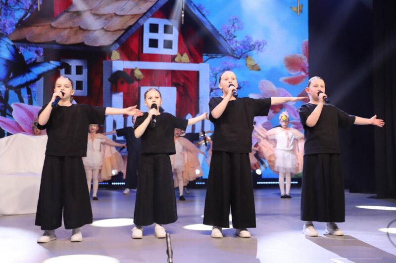 Заслуженному любительскому коллективу Республики Беларусь театра имени Урсулы Радзивилл — 75 лет!