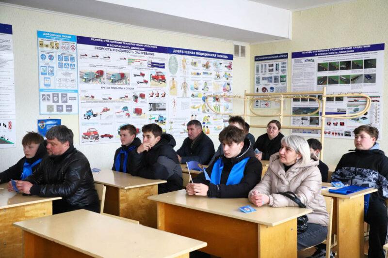 Несвижской РОС ДОСААФ открылся мотокружок