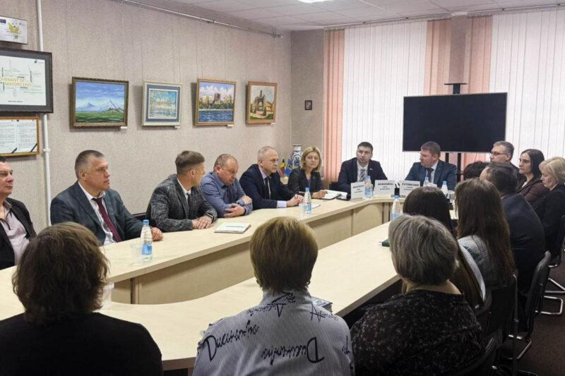 Первый заместитель Министра экономики Иван Вежновец встретился с предпринимателями Несвижского района